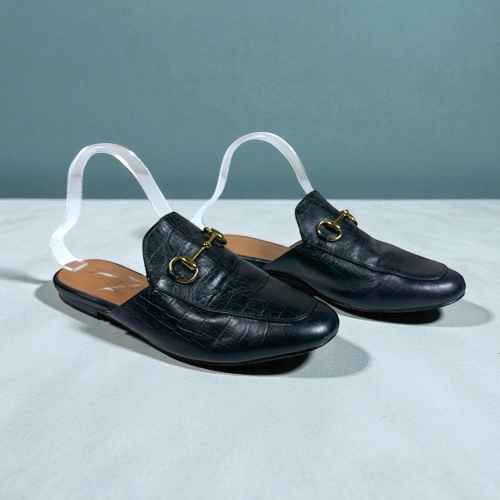 Artisan Crafted by Zigi Embossed Crocodile Pattern Leather Horse Bit Mules